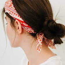 5 Easy Ways To Wear Your Hair This Summer No Heat Tools Needed Hair Without Heat Bandana Hairstyles Short Hair Styles