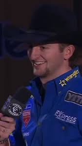 Dawson and Dillon Graham take the lead in St. George! 🔥 The Canadian team  stopped the clock in 4.8 seconds at the Lion's Dixie Roundup to move to the  top of the