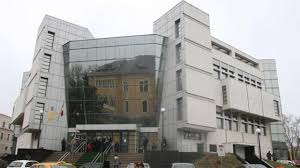 Tribunalul constanta verifica azi legalitatea masurii arestarii la domiciliu in dosarul in care mircea basescu este judecat alaturi de marian capatana. Khmrxh 2hkjz8m