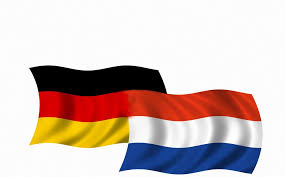 Opgelet, bij het bestellen van deze vlaggen bestel je enkel de vlag zelf, de vlaggenpaal is niet inbegrepen. Duitse Nederlandse Vlaggen