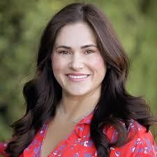 Ashley Reagan's Instagram, Twitter & Facebook