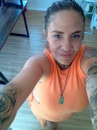 Kayla Ely's Instagram, Twitter & Facebook