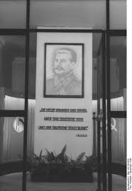 Maybe you would like to learn more about one of these? File Bundesarchiv Bild 183 S91833 Berlin Aufsteller Mit Stalin Zitat Jpg Wikipedia