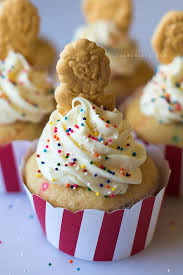 Circus Animal Cookie Cupcakes Recipe Easy Cupcakes Carnival Themed Party Circus Carnival Party