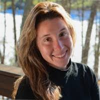 Lindsey Berube's Instagram, Twitter & Facebook