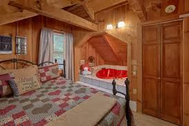 This 5 bedroom, 5.5 bath, 3100 square foot, log cabin located conveniently in gatlinburg just minutes. Bare Tubbin One Bedroom Cabin With Fire Pit
