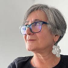 Amazon.com: Gina Peña: books, biography, latest update