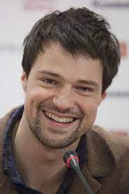 Фотогалерея данила козловский содержит 124 фото высокого качества. Danila Kozlovskij Dvojnoj Portret Dzhejms Franko Danila Kozlovskij Kaskad Yandeximages Kinozvezdy Molodye Aktery Portrety Znamenitostej