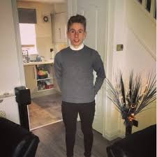 Darryl Holland (@darrylholland15)