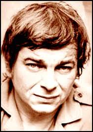 Leoaică tânără, iubirea este o poezie de nichita stănescu din volumul o viziune a sentimentelor, apărut în 1964. Leoaica Tanara Iubirea Nichita Stanescu Raftul Cu Idei