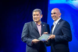 Besides, it partakes in the operation and maintenance of small. Serba Dinamik Holdings Berhad Signs Mou With Microsoft For Digital Transformation Microsoft Malaysia News Center