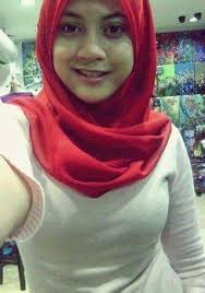 Just download the word doc, fill in your information, and have a winning resume in minutes!. Pin Di Hijab