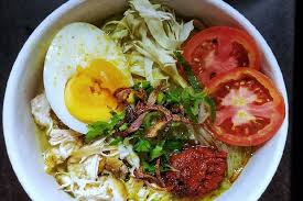 Semua orang pasti menyukai makanan. Pakai Rempah Rembah Resep Soto Ayam Bening Ini Terasa Gurih