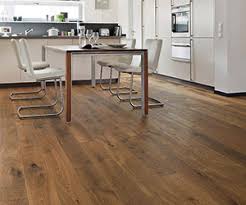 Es un tipo de tarima resistente al agua y cuenta con una gran variedad de diseños de. Instaladores De Parquet Y Tarima Flotante En Madrid