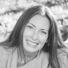 Amy Wenninger's Instagram, Twitter & Facebook