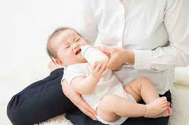 Selama bayi tidak memiliki gejala penyakit mengkhawatirkan, menangis saat tidur bukan tanda sesuatu yang salah. Tak Perlu Panik Inilah 8 Cara Menenangkan Bayi Menangis Yang Tepat Alodokter