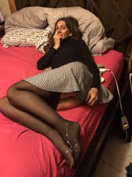 Michelle Wilson completely naked her natural tits ready for sucking