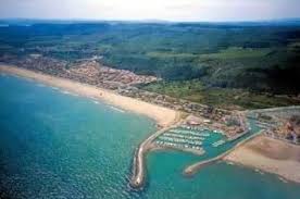 Mon Nouveau Chez Moi Narbonne Plage France Http Www Fasthotel Com Languedoc Roussillon Hotel Narbonne Narbonne Plage Narbonne Languedoc Roussillon