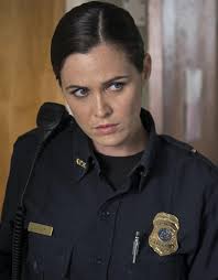 Opinião impopular, mas Dawn foi uma boa vilã presa em um arco horrível. Ela  era uma personagem interessante, acho que ela teria se saído melhor se  tivesse sido colocada em qualquer outra