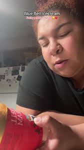 Love trying out new things 😊🤗#bluebellicecream #fruitypebbles #icecream  #fruitypebblesicecream #popular #tastetest #trending #yummy #aldi