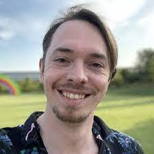 Aaron Sensabaugh's Instagram, Twitter & Facebook