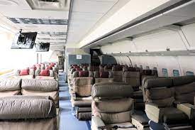 American Airlines 767 Flight Attendant Cabin Simulator American Airlines Aircraft Interiors Airline Flights