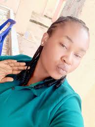 Can schools give one week break to staff?