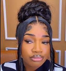 Lucie Jerry's Instagram, Twitter & Facebook