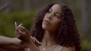 Charlotte Dos Santos