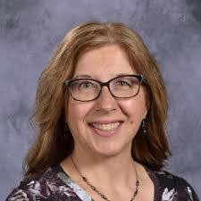 Shelly Fortier's Instagram, Twitter & Facebook