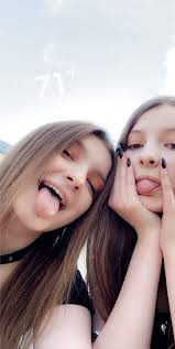 Playlist Live 2020 Instagram Marisxamarie Cute Sister Pictures Selfie Poses Instagram Sister Pictures Pin by anija on em♡ | insta photo ideas, cute poses for pictures, mirror selfie poses. selfie poses instagram