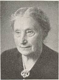 Lula Weber's Instagram, Twitter & Facebook