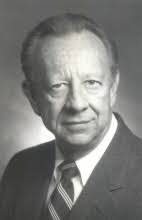 Thomas Strait's Instagram, Twitter & Facebook