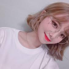 kimtaetaekook ボブ 韓国 オルチャンメガネ 髪 色