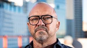 Manuela Flynn's Instagram, Twitter & Facebook