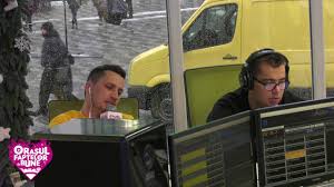 Aș mai trăi o dată perioada aceea. Drake Music E Paralizat De La Gat In Jos Dar Are O Minte Sclipitoare Dan IÈi CautÄ De Lucru Radio Zu