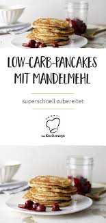 Low Carb Pancakes Mit Mandelmehl Rezept Mandelmehl Mandelmehl Rezepte Rezepte