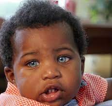 Talk About One Cute Kid People With Blue Eyes Blue Eyed Baby Cute Black Babies