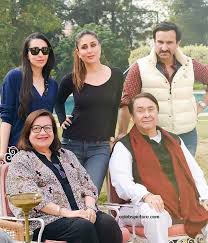 Kareena Kapoor With Her Family Kareena Kapoor Bollywood Celebrities Kareena Kapoor Pics