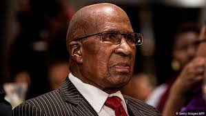 The south african president was married to late nomazizi mtshotshisa, together a. South African Anti Apartheid Activist Andrew Mlangeni Dies News Dw 22 07 2020