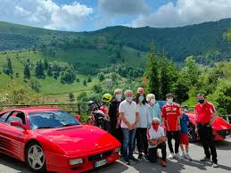 Apr 22, 2019 · chris bangle. Morterone Emozioni Rosse Domenica Mattina Con Le Ferrari