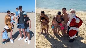 Funchal is a small isle. Cristiano Ronaldo Enjoying Christmas With Family In Dubai Youtube