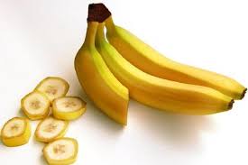 Buah pisang kaya akan antioksidan, vitamin serta mineral yang memberikan manfaat untuk kesehatan. Pengobatan Dan Khasiat Herbal Khasiat Buah Pisang Kaki