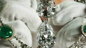 Le cullinan i ou grande étoile d'afrique, est un diamant poire de 530,20 cts à 74 facettes. 1111 Karat Raten Sie Mal Wie Viel Dieser Diamant Wert Ist Kanadier Entdecken In Botswana Grossten Diamanten Seit 100 Jahren Wirtschaft Bild De