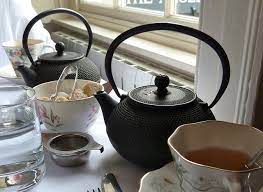 How To Clean A Cast Iron Teapot The Kitchen Professor