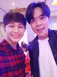 1月13日是我的生日也是顺源哥哥的婚礼。祝福他和太太幸福快乐。