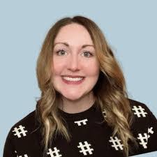 Tara Pyle's Instagram, Twitter & Facebook