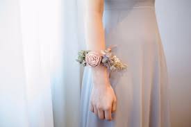 pin by floral vintage花藝風格店on 婚禮配件 floral floral rings flowers