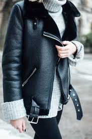 Die Shearling Jacke Als It Piece Der Saison Stylen Zara Shearling Jacke Als Acne Velocite Lookalike Kiamisu De Shearling Jacke Jacken Outfit Ideen
