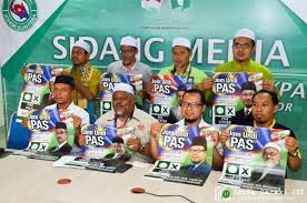 Aplikasi ini nampak simple tetapi mencapai objektif ia dibina iaitu untuk bagi info mudah kepada pengguna berkenaan calon pru14. 19 Orang Doktor Perubatan Menjadi Calon Pas Dalam Pru 14 Kali Ini Berita Parti Islam Se Malaysia Pas